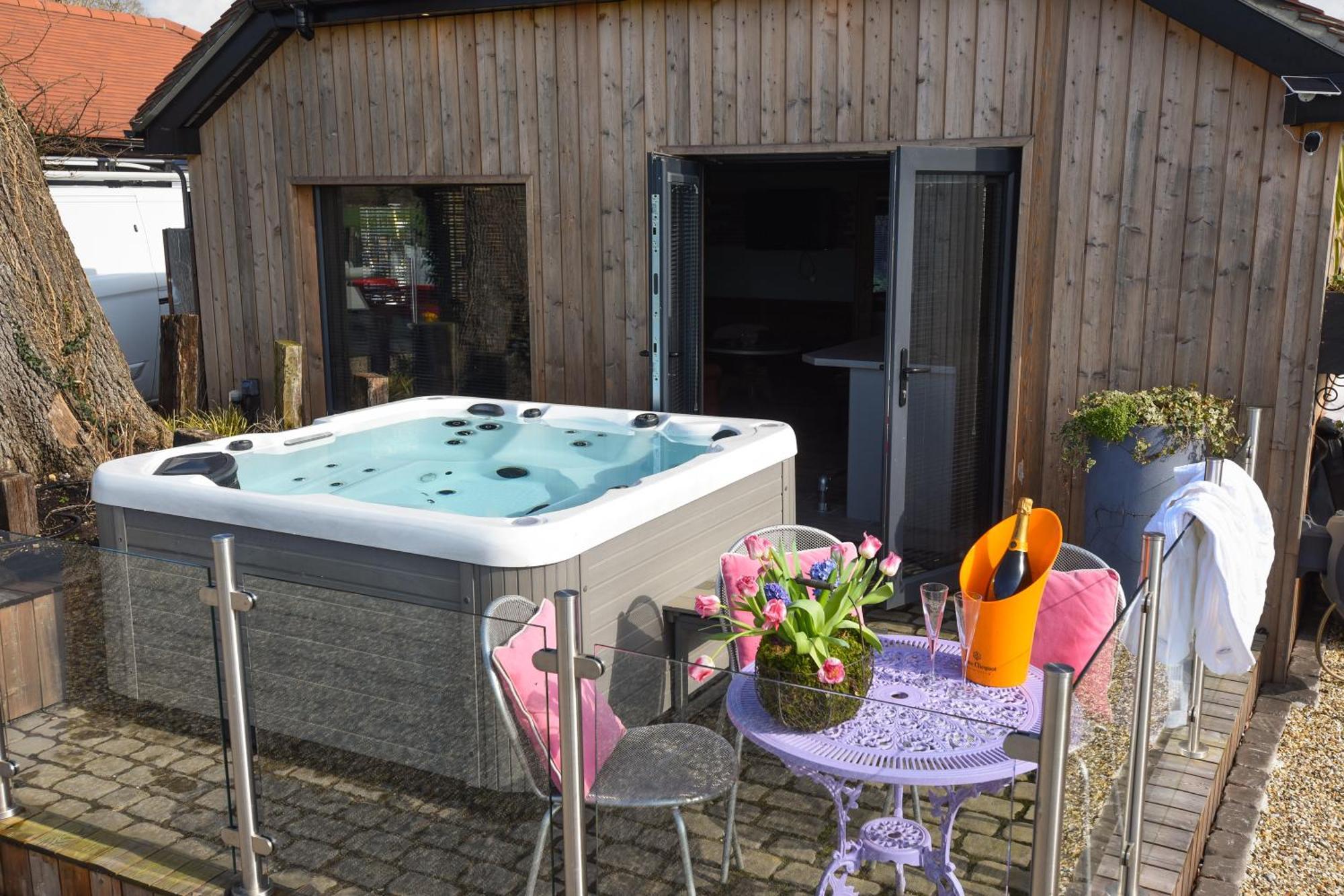 Air Maison - The Cow Shed Wow Factor Countryside Retreat Westbourne  Bagian luar foto