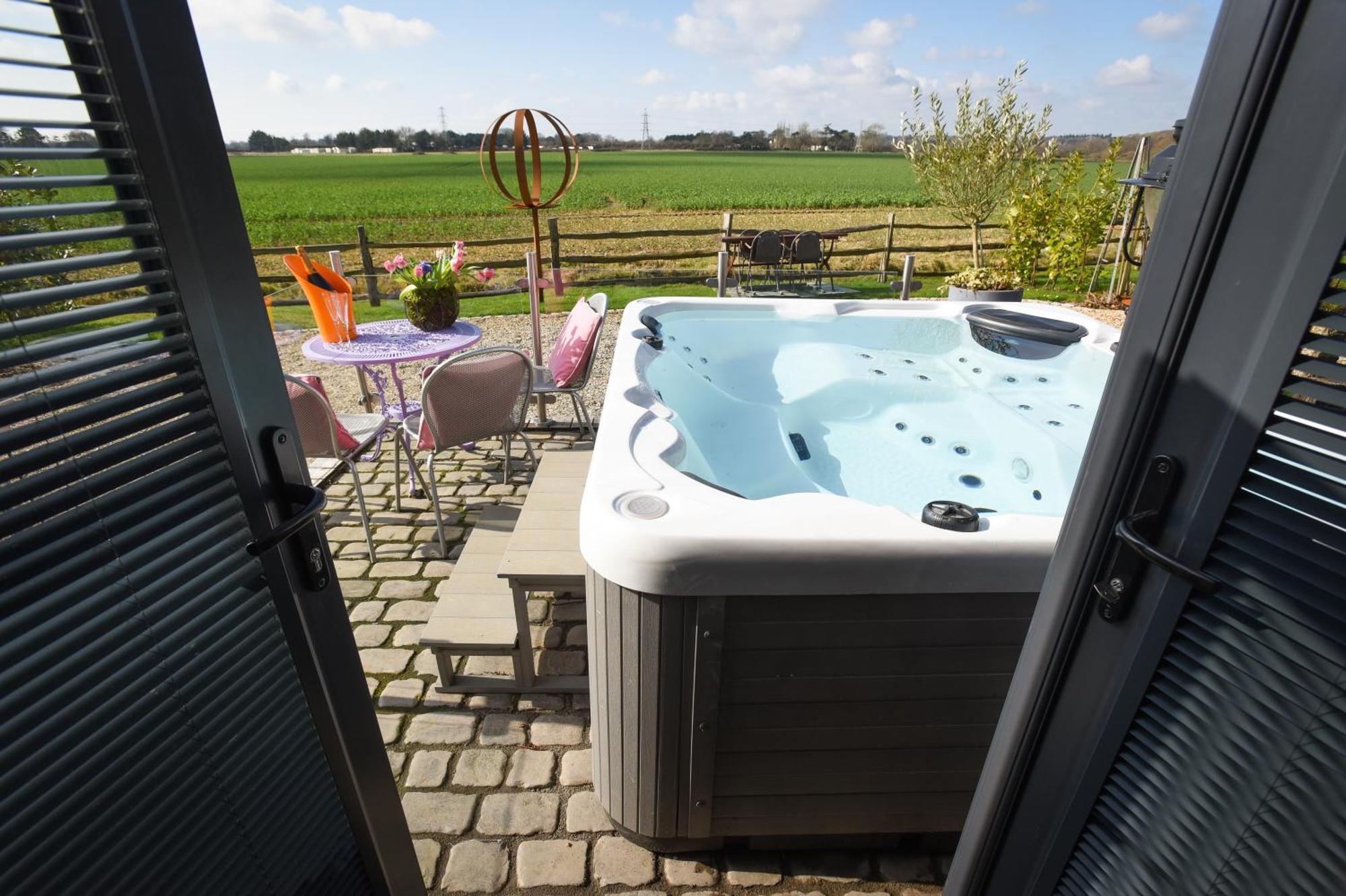 Air Maison - The Cow Shed Wow Factor Countryside Retreat Westbourne  Bagian luar foto